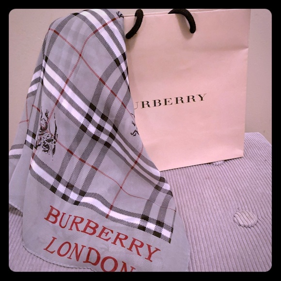 Burberry scarf